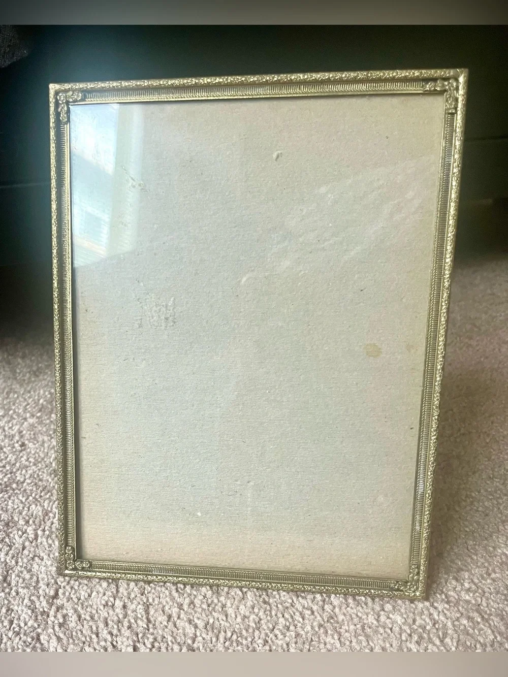 Vintage Ornate Gold Tone Metal Picture Frame 8.5x6.5 Easel Back Floral